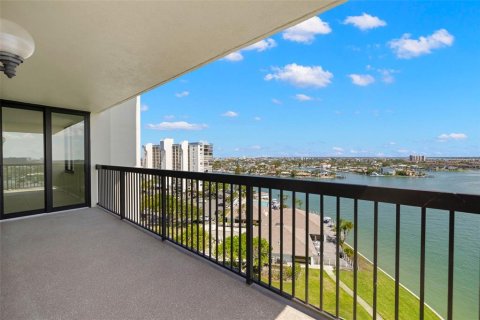 Copropriété à louer à Saint Pete Beach, Floride: 2 chambres, 132.85 m2 № 2106498 - photo 30