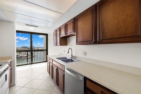 Copropriété à louer à Saint Pete Beach, Floride: 2 chambres, 132.85 m2 № 2106498 - photo 3