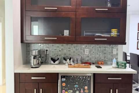 Casa en venta en Homestead, Florida, 5 dormitorios, 255.76 m2 № 2154979 - foto 5