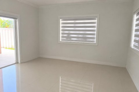 Casa en venta en Homestead, Florida, 5 dormitorios, 255.76 m2 № 2154979 - foto 3