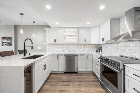 Condo in Clearwater, Florida, 2 bedrooms  № 2093960 - photo 17
