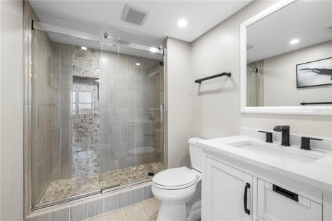 Condo in Clearwater, Florida, 2 bedrooms  № 2093960 - photo 28