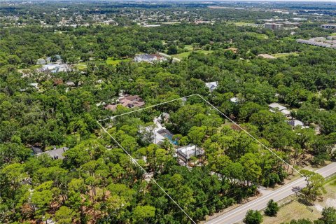 House in Sarasota, Florida 5 bedrooms, 448.53 sq.m. № 2203671 - photo 3
