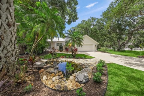 House in Sarasota, Florida 5 bedrooms, 448.53 sq.m. № 2203671 - photo 14