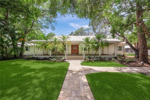 House in Sarasota, Florida 5 bedrooms, 448.53 sq.m. № 2203671 - photo 6
