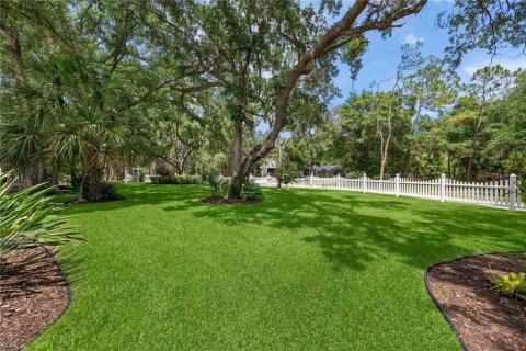House in Sarasota, Florida 5 bedrooms, 448.53 sq.m. № 2203671 - photo 9