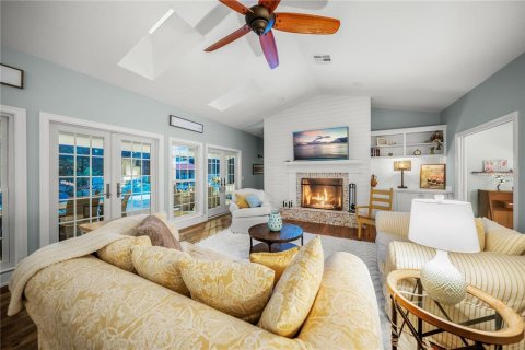 House in Sarasota, Florida 5 bedrooms, 448.53 sq.m. № 2203671 - photo 30