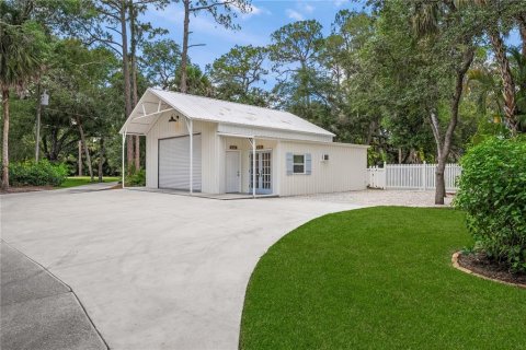 House in Sarasota, Florida 5 bedrooms, 448.53 sq.m. № 2203671 - photo 17