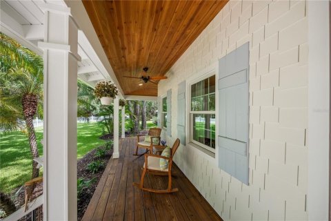 House in Sarasota, Florida 5 bedrooms, 448.53 sq.m. № 2203671 - photo 11