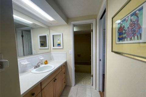 House in Holiday, Florida 2 bedrooms, 144.65 sq.m. № 1865972 - photo 24