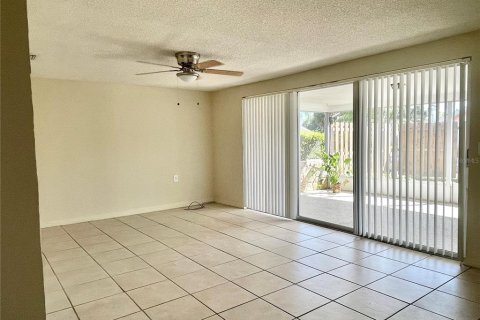 House in Holiday, Florida 2 bedrooms, 144.65 sq.m. № 1865972 - photo 13