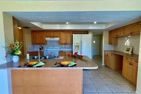 House in Holiday, Florida 2 bedrooms, 144.65 sq.m. № 1865972 - photo 9