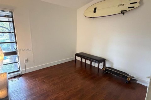 Condo in Doral, Florida, 2 bedrooms  № 2086903 - photo 15