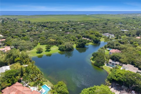 Terreno en venta en Coral Gables, Florida № 1978359 - foto 10