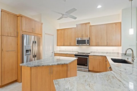 Casa en venta en Mount Dora, Florida, 4 dormitorios, 293.2 m2 № 1851447 - foto 16