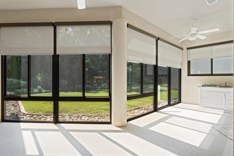 House in Mount Dora, Florida 4 bedrooms, 293.2 sq.m. № 1851447 - photo 4