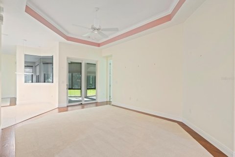 House in Mount Dora, Florida 4 bedrooms, 293.2 sq.m. № 1851447 - photo 11