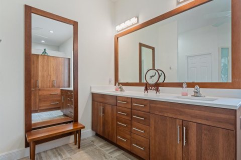 Casa en venta en Mount Dora, Florida, 4 dormitorios, 293.2 m2 № 1851447 - foto 25