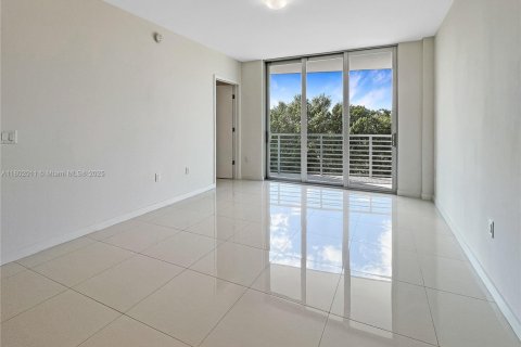 Купить кондоминиум в Дорал, Флорида 2 спальни, 99.03м2, № 1715533 - фото 7