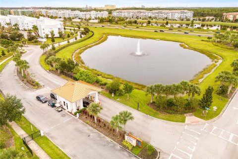 Touwnhouse à vendre à Kissimmee, Floride: 4 chambres, 177.81 m2 № 2414967 - photo 9