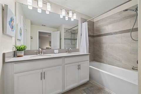 Touwnhouse à vendre à Kissimmee, Floride: 4 chambres, 177.81 m2 № 2414967 - photo 29