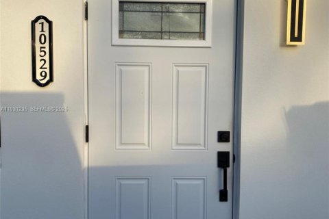 Villa ou maison à vendre à Miami, Floride: 2 chambres, 91.32 m2 № 1991892 - photo 8