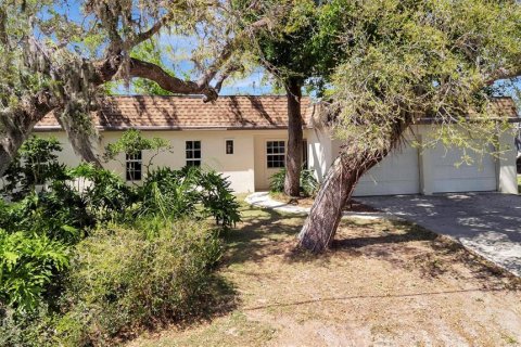 Casa en venta en Sarasota, Florida, 3 dormitorios, 164.44 m2 № 1762224 - foto 1