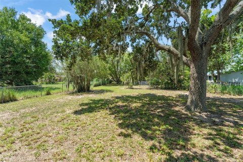 House in Eustis, Florida 3 bedrooms, 97.83 sq.m. № 1743000 - photo 23
