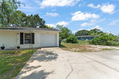 House in Eustis, Florida 3 bedrooms, 97.83 sq.m. № 1743000 - photo 26