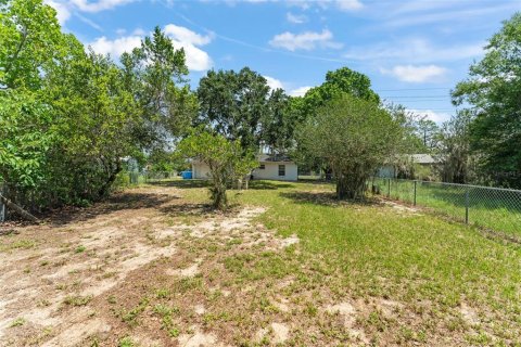 House in Eustis, Florida 3 bedrooms, 97.83 sq.m. № 1743000 - photo 24