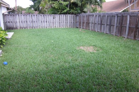 Villa ou maison à louer à Miami, Floride: 4 chambres, 185.71 m2 № 2003278 - photo 21