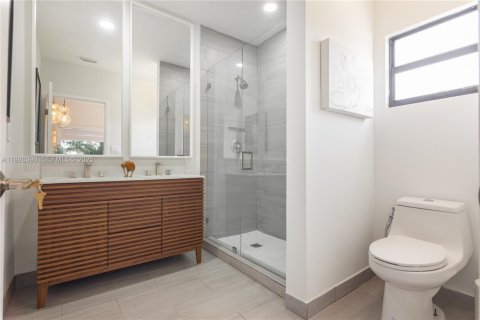 Villa ou maison à louer à North Miami, Floride: 3 chambres, 130.06 m2 № 1987417 - photo 16