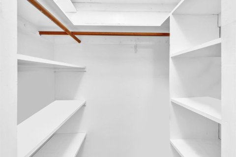 Купить кондоминиум в Бойнтон-Бич, Флорида 7 комнат, 52.95м2, № 2261953 - фото 18