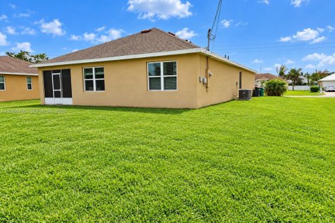 Casa en venta en Port St. Lucie, Florida, 4 dormitorios, 169.73 m2 № 2325745 - foto 22