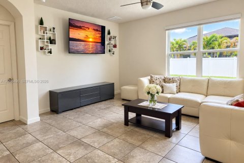 Casa en venta en Port St. Lucie, Florida, 4 dormitorios, 169.73 m2 № 2325745 - foto 10
