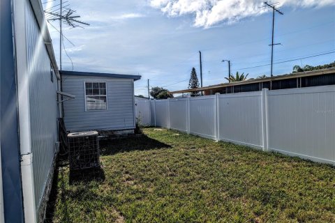 Appartement à louer à New Port Richey, Floride: 2 chambres, 63.55 m2 № 1869244 - photo 25