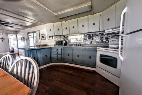 Appartement à louer à New Port Richey, Floride: 2 chambres, 63.55 m2 № 1869244 - photo 5