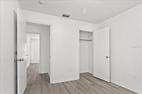 Apartment in Tampa, Florida 3 bedrooms, 90.58 sq.m. № 1913024 - photo 20