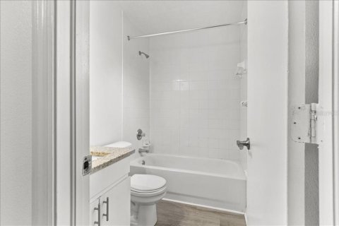 Apartment in Tampa, Florida 3 bedrooms, 90.58 sq.m. № 1913024 - photo 16