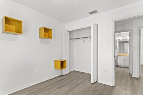 Apartment in Tampa, Florida 3 bedrooms, 90.58 sq.m. № 1913024 - photo 23