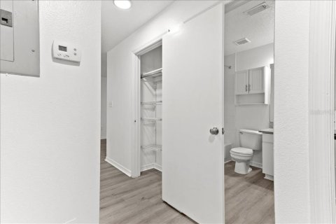 Apartment in Tampa, Florida 3 bedrooms, 90.58 sq.m. № 1913024 - photo 12