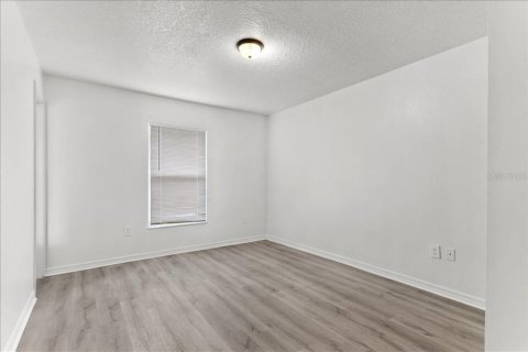 Apartment in Tampa, Florida 3 bedrooms, 90.58 sq.m. № 1913024 - photo 13