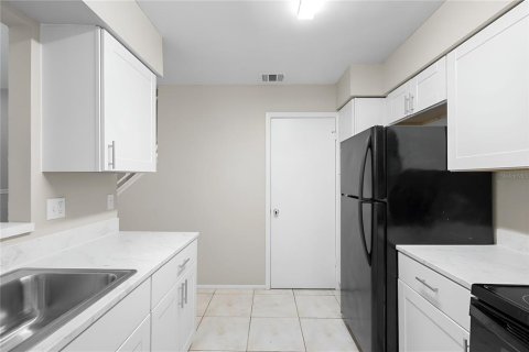 Adosado en venta en Casselberry, Florida, 2 dormitorios, 113.62 m2 № 1829981 - foto 13