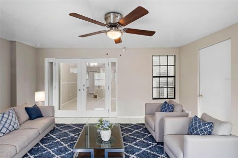 Adosado en venta en Casselberry, Florida, 2 dormitorios, 113.62 m2 № 1829981 - foto 7