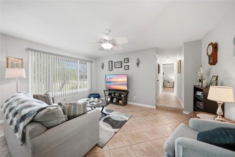 Villa ou maison à vendre à Port Charlotte, Floride: 3 chambres, 116.96 m2 № 2233744 - photo 4