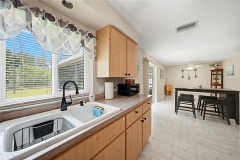 Villa ou maison à vendre à Port Charlotte, Floride: 3 chambres, 116.96 m2 № 2233744 - photo 10