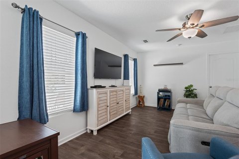 Casa en venta en Palm Coast, Florida, 4 dormitorios, 138.52 m2 № 2227320 - foto 10