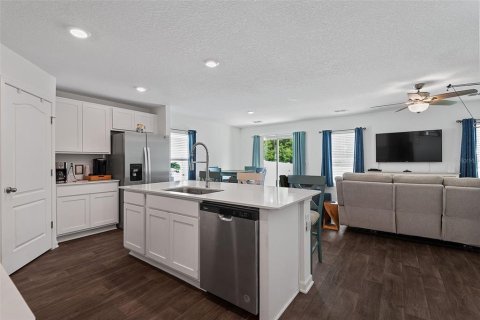 Casa en venta en Palm Coast, Florida, 4 dormitorios, 138.52 m2 № 2227320 - foto 5