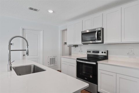 Casa en venta en Palm Coast, Florida, 4 dormitorios, 138.52 m2 № 2227320 - foto 16