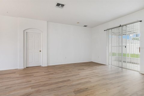 Casa en venta en Kissimmee, Florida, 3 dormitorios, 153.29 m2 № 1835595 - foto 4